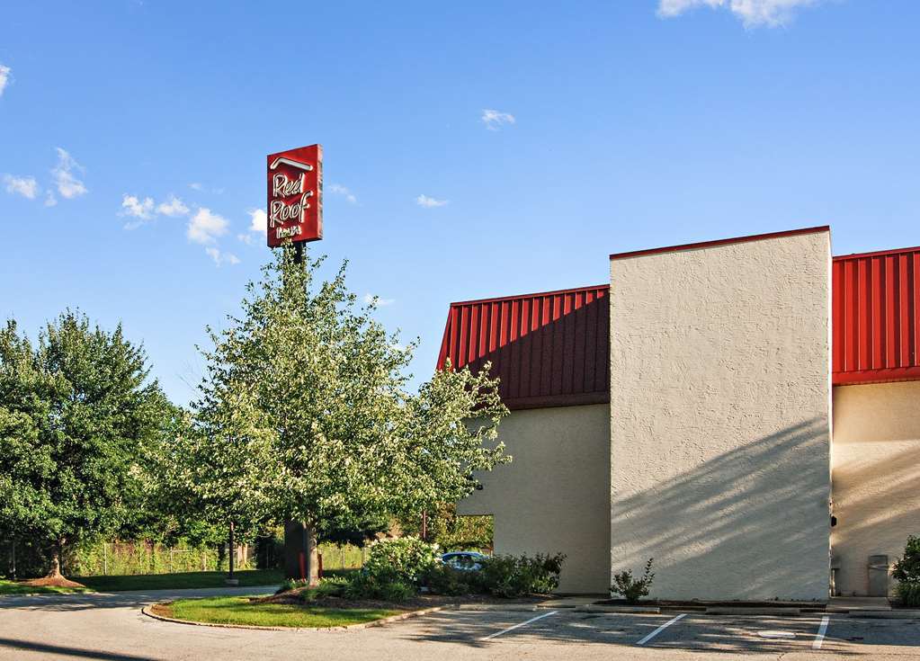 Red Roof Inn Cincinnati East - Beechmont Cherry Grove Екстериор снимка